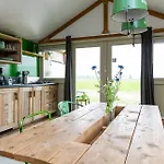 Luxury tent Boerderij Nixhoeve *