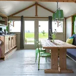 Luxury tent Boerderij Nixhoeve