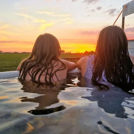 Boerderij Nixhoeve * Genderen