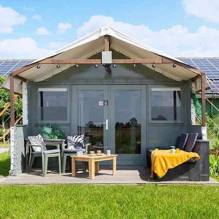 Campismo de Luxo Boerderij Nixhoeve Genderen