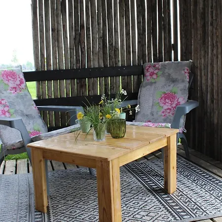 Luxury tent Boerderij Nixhoeve Genderen