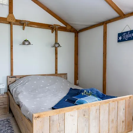 Boerderij Nixhoeve * Genderen