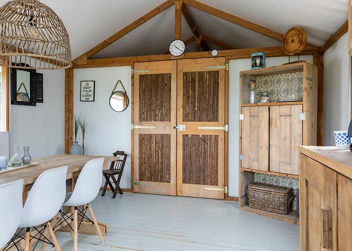 Boerderij Nixhoeve Luxussátor Genderen