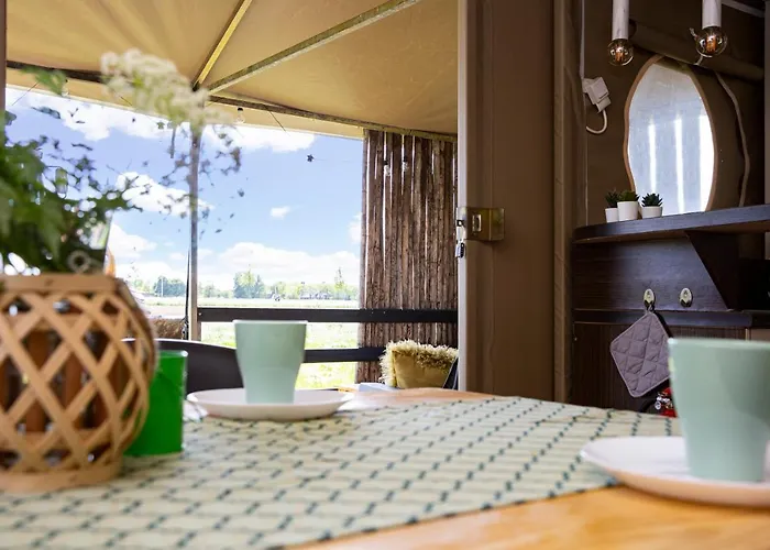 Boerderij Nixhoeve * Genderen